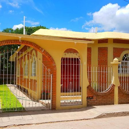 Casa Cerca De La Media Luna Villa Rio Verde Luaran gambar
